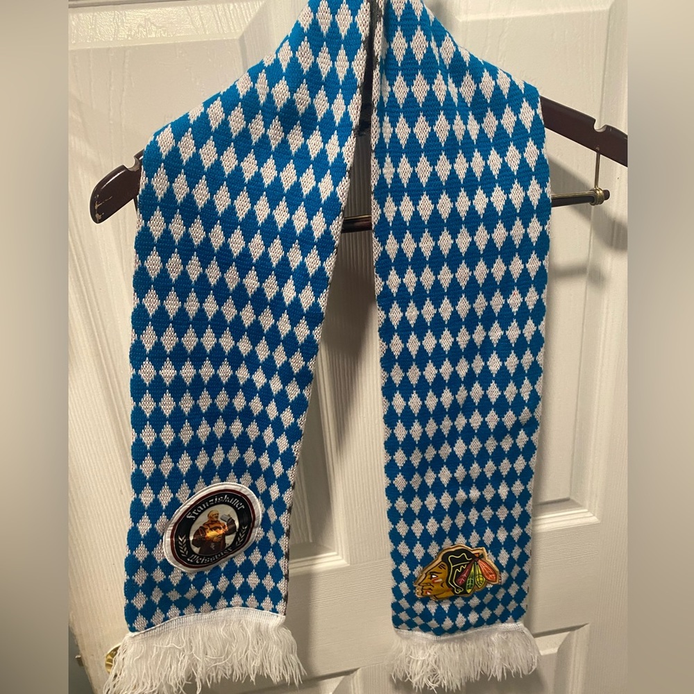 Success promotion vintage reversible scarf